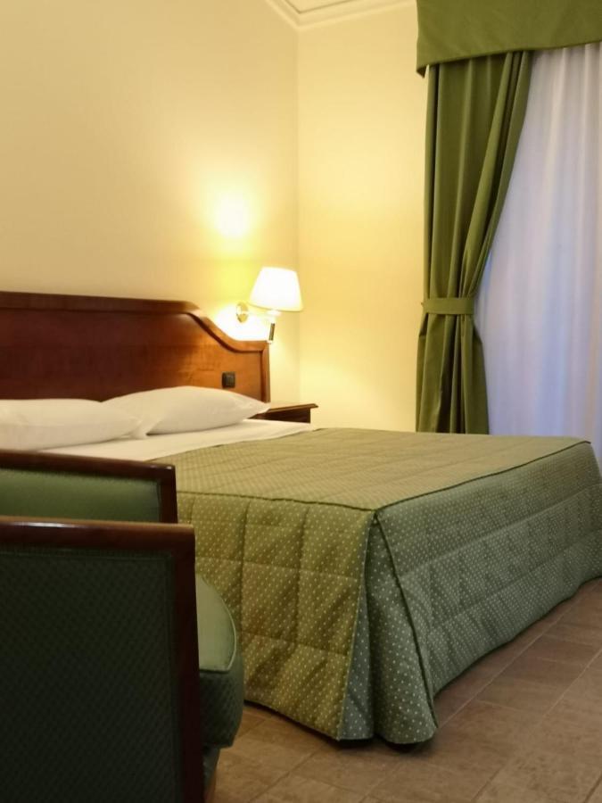 Hotel Villa Peretti Gela Exteriér fotografie