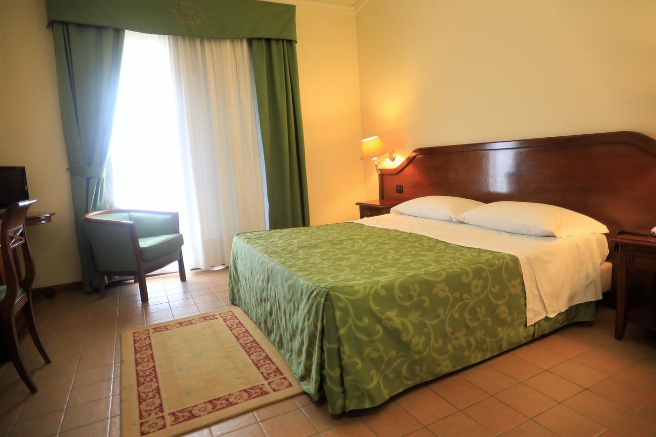 Hotel Villa Peretti Gela Exteriér fotografie